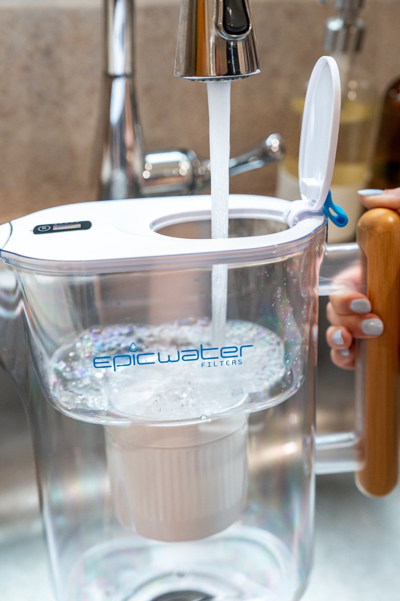 Pitchers & Dispensers