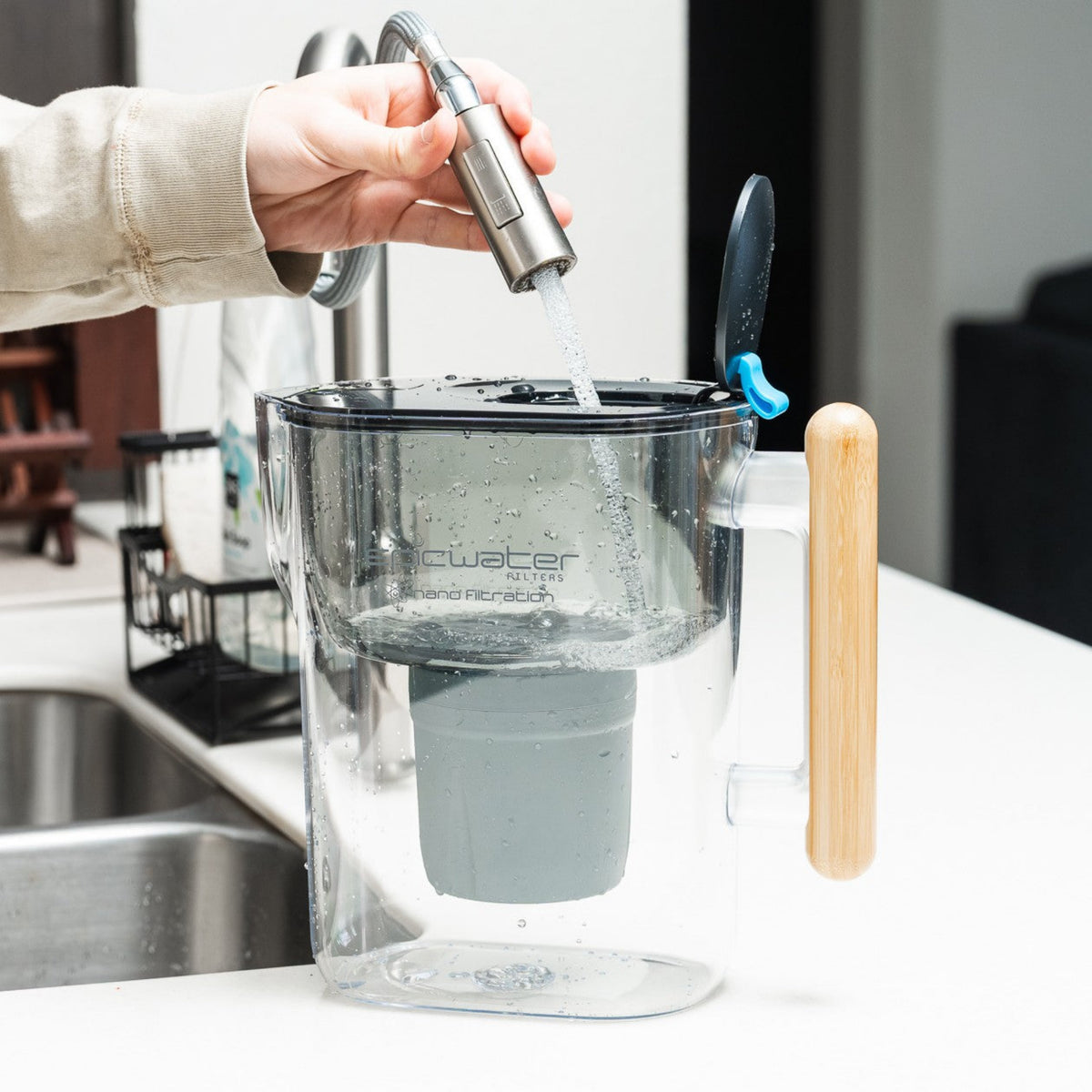 Nano XP Wasserfilterkanne | Reduziert Bakterien und PFAS
