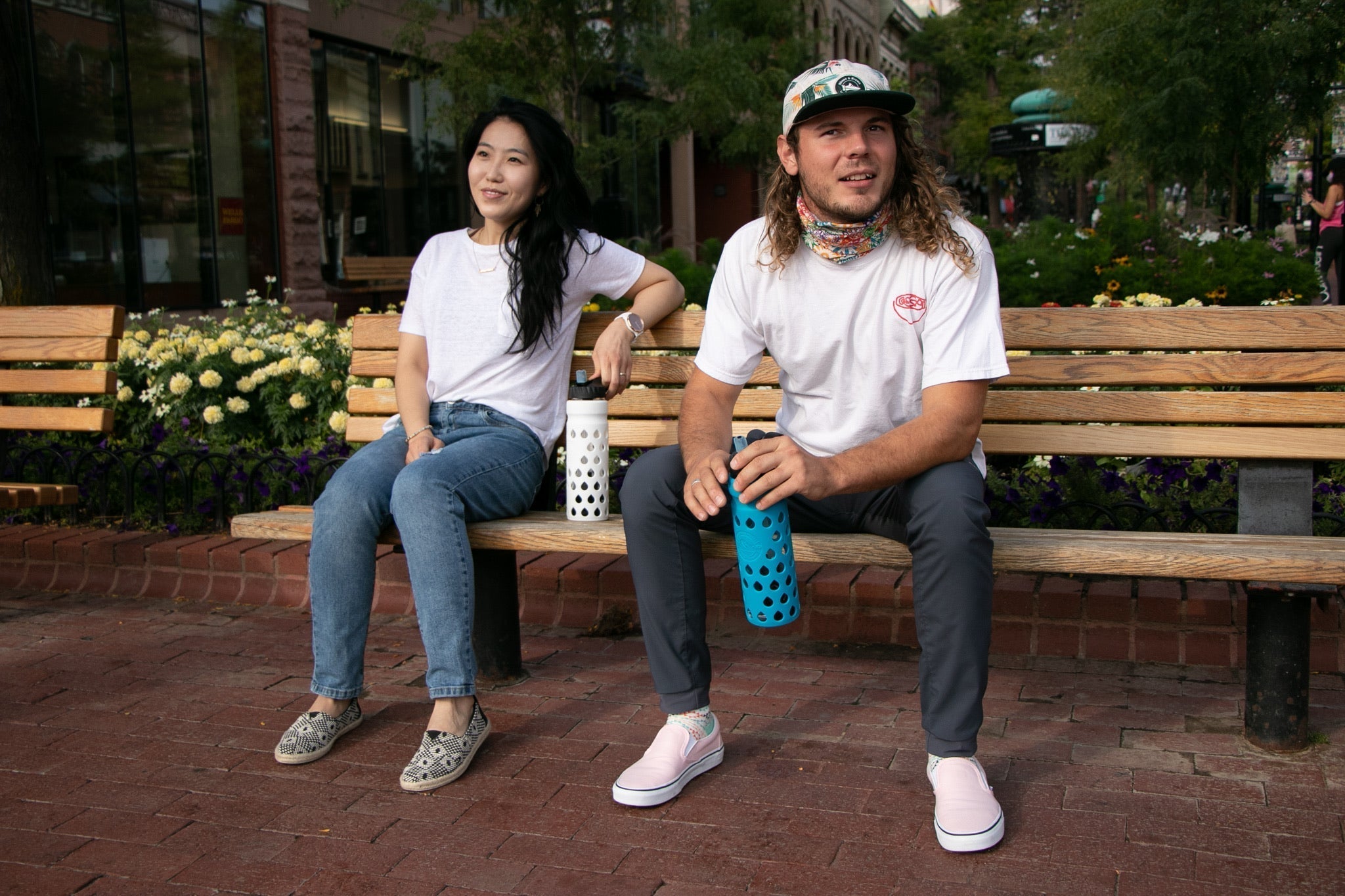 Glass Bottles vs Plastic Bottles